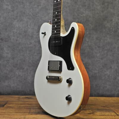 Nik Huber Krautster III New from Authorized Dealer 2026 - Vintage White image 2