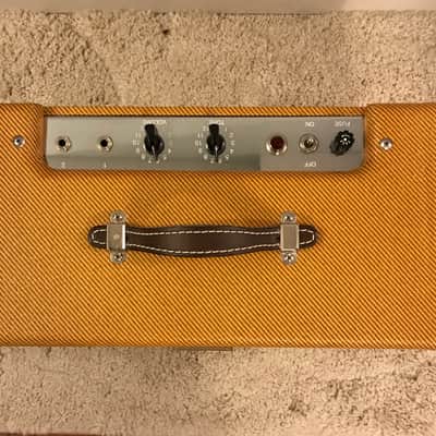 Clark Amplification Webster 2020 Tweed image 2