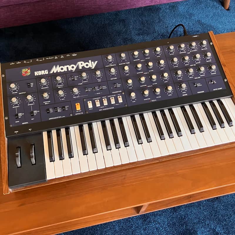 Korg Mono/Poly 1980s - Blue image 1
