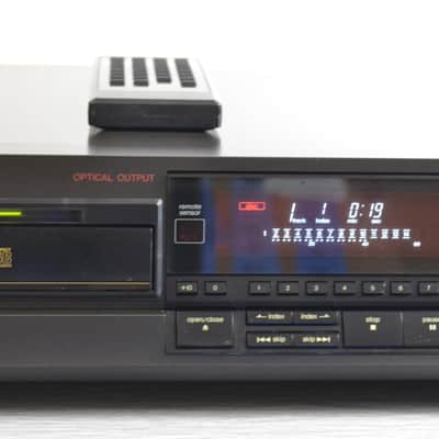 Technics SL-P555 Rare Vintage CD Player Class AA Japan Made 1988 * Remote image 3