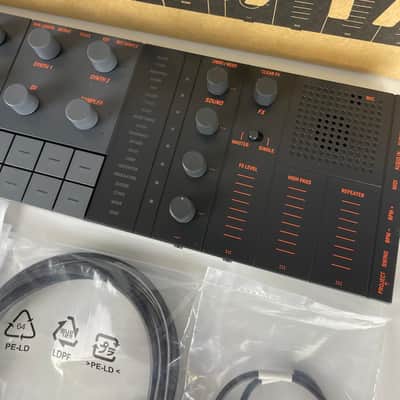 Yamaha SEQTRAK Mobile Music Ideastation, Black/Orange image 3