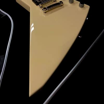 Harcom Guitars Arcturus Hubbard White Custom Shop, Boutique Kelly, Explorer, Warrior image 23