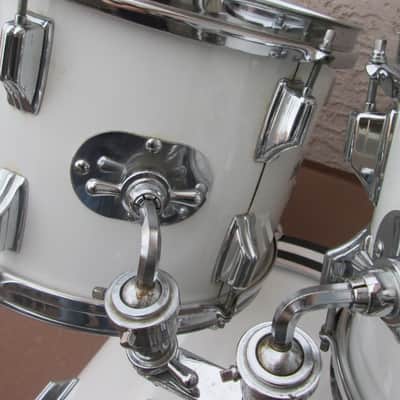 Rogers Vintage Londoner Drum Set Fullerton  White Swivomatic Script 22,12,13,16 READ image 8