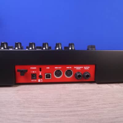 Akai MPK249 2014 - Present - Black image 4