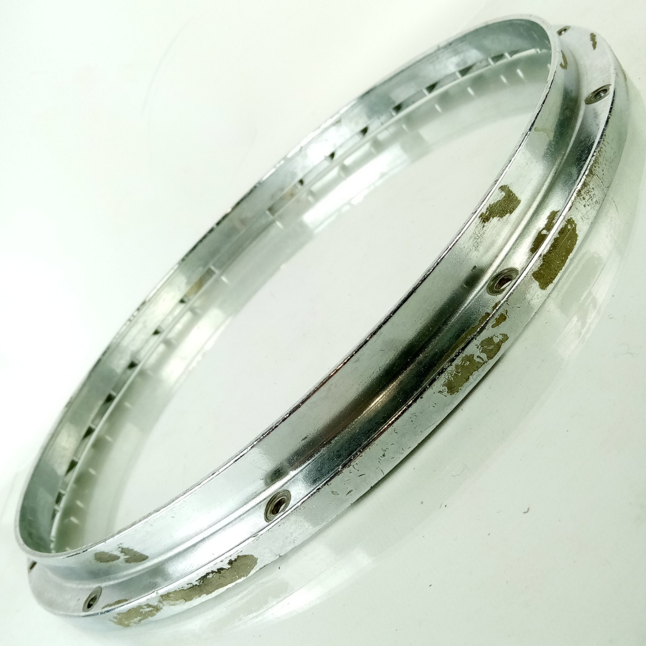 Yamaha? 14" 12-Lug 2lb 5oz Die-Cast Zinc Snare Drum Batter Rim/Hoop Marching 80s — main photograph