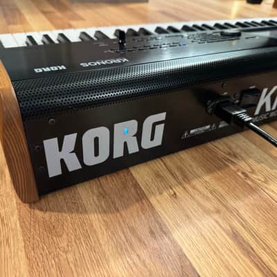 Korg KRONOS 2 61-Key Synthesizer Workstation image 9