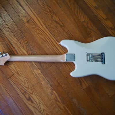 Squier Paranormal Cyclone - Seymour Duncan Pickups image 2