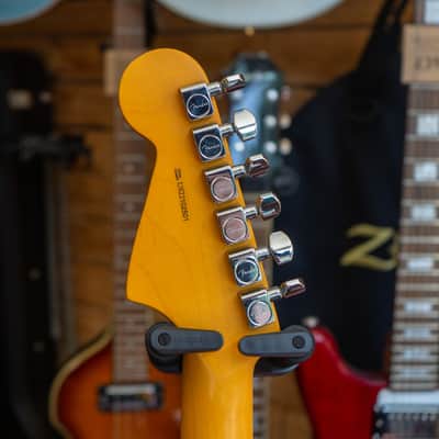 Immagine Fender American Professional II Jazzmaster in Miami Blue - (Pre-Owned) - 4