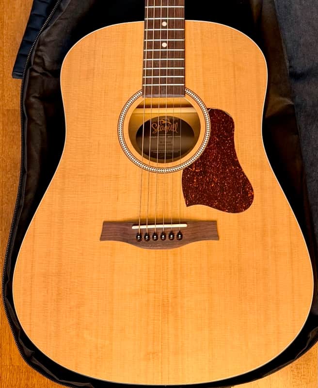 Seagull S6 Cedar Original Acoustic Guitar 2012 - Natural image 1