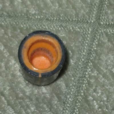 ONE lightly used genuine Boss DF-2 KNOB, fits split shaft shaft (stem) mid 1980s - early 1990s - TOP: orange with black marker // SIDEs: black // hard plastic (NO pedal / NO other items) image 10