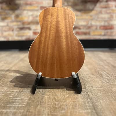 Flight Iris Concert Ukulele - Black image 6