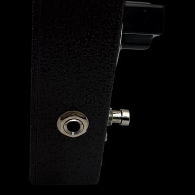 R2R Electric Pre-Amp 2022 - Present - Grey X6673 image 5