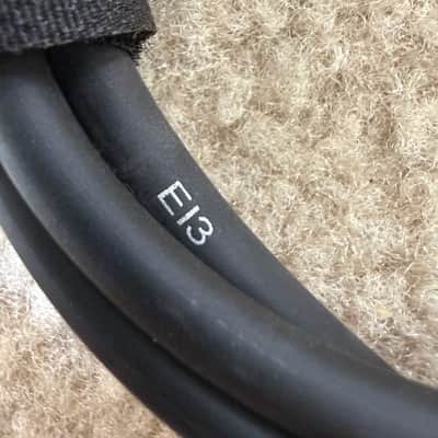 Live Wire Elite Instrument Cable 3 ft. Black (Set of 2) image 2
