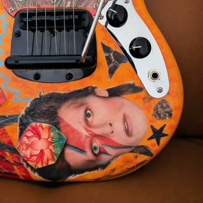 Fender David Bowie "Ziggy Stardust" Mustang 1 of 1 - Pro Setup - Artist Guitar - Original - Capri Orange image 7