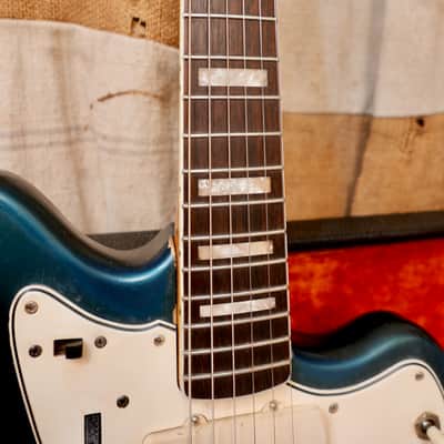 Fender Jazzmaster 1967 - Lake Placid Blue image 5