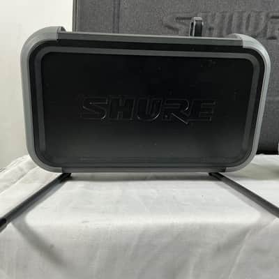 Shure PGXD4 Wireless Receiver (Band X8: 902 - 928 MHz) 2020s - Black - w/ Case + Microphone image 3