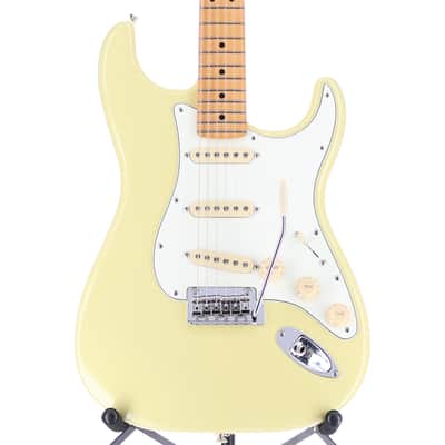 Fender Player II Stratocaster, Maple Fingerboard, Hialeah Yellow (Y13) (49536)