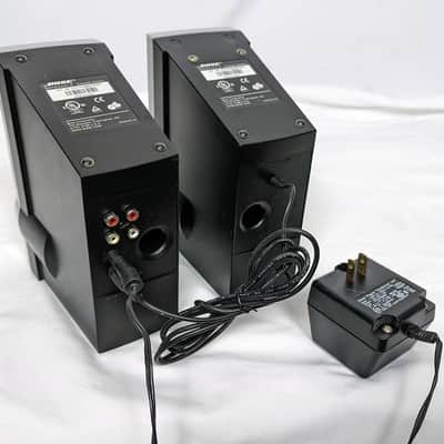 Bose Companion 2 Multimedia Speaker System - 2.1 Channel Computer Speakers image 12