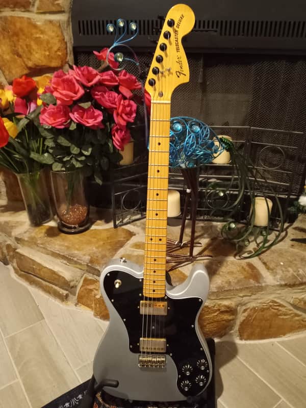 Fender Classic Series '72 Telecaster Deluxe 2004 Walnut Stain