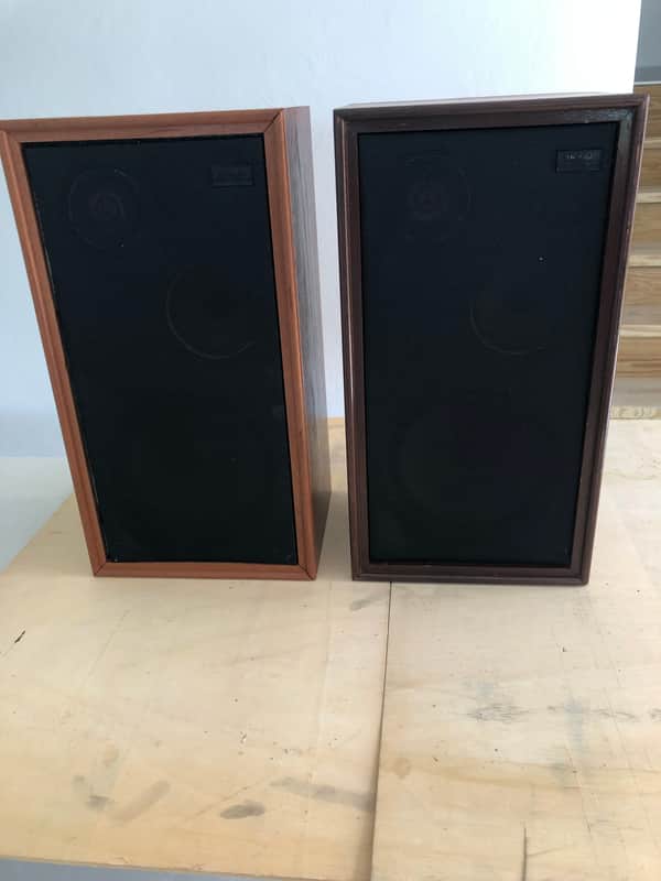 Wharfedale W40 D 1968 Vintage Speakers pair image 1