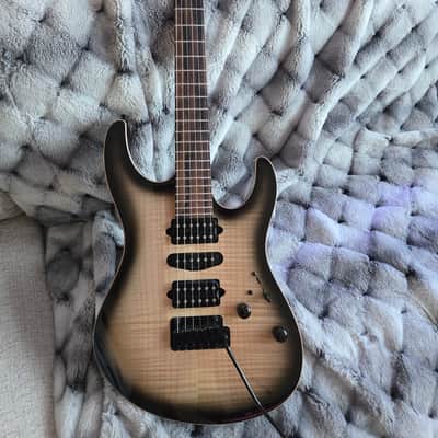 Suhr Pro Modern 2020 - Black burst image 1