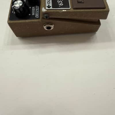 Boss Roland FRV-1 Fender ‘63 Spring Reverb Digital Guitar Effect Pedal + Box image 4