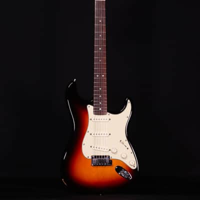 Fender American Deluxe Stratocaster, 3 Color Sunburst, 2005 - USED image 5