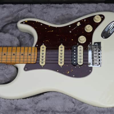 Fender American Professional II Stratocaster HSS - Olympic White image 14
