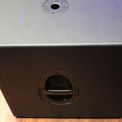 Mackie SRM1801 18" 1000 Watt Powered Subwoofer image 3