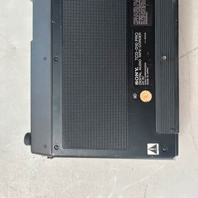 Sony TCD-D10 PRO Digital Audio Tape-Corder Rare Low Hours-Parts Only image 4