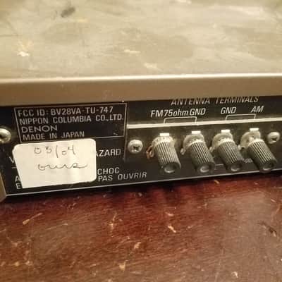 Denon TU-747 Stereo AM FM Tuner Quartz Lock 1980's - Japan Silver image 8