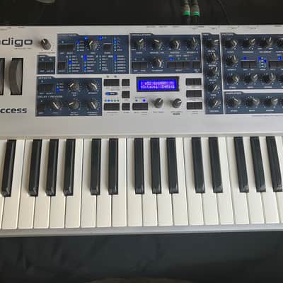 Access Virus Indigo 2 37-Key Digital Synthesizer 2002 - White
