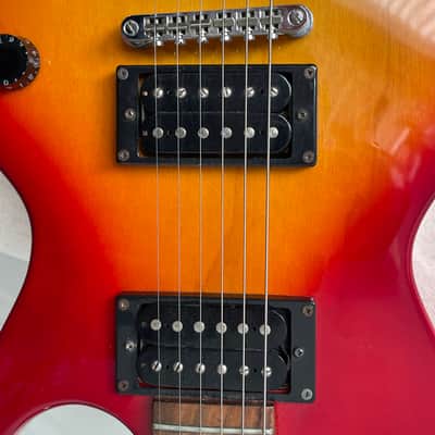 Epiphone Special Model Sunburst + Amp & Accessories image 8