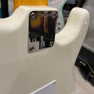 Fender American Vintage II '61 Stratocaster Left-Handed 2022 Olympic White image 7