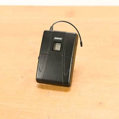 Shure U4D-J4 Dual-Channel Wireless Receiver with U1 Bodypack - J4 Band CG01YG6 image 11
