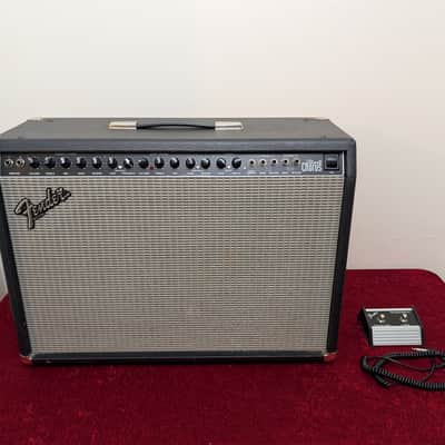 Fender Ultimate Chorus 2-Channel 2 x 65-Watt 2x12" Stereo Solid State Guitar Combo Amplifier Amp 1995 - 2001 - Black w/ Footswitch image 1