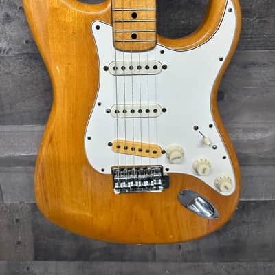 1975 Fender Stratocaster Natural Solid Body Electric Guitar, Serial #657426.. image 2