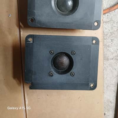 TWEETER PAIR DOMES 4.5X3 3/8 image 1