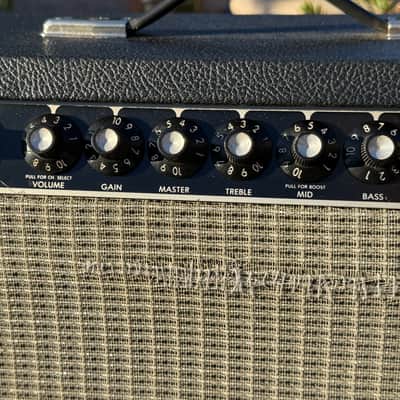 Fender Concert 2-Channel 60-Watt 1x12" Serial #F409884, Guitar Tube Amp Combo 1981 - 1987 - Black image 3