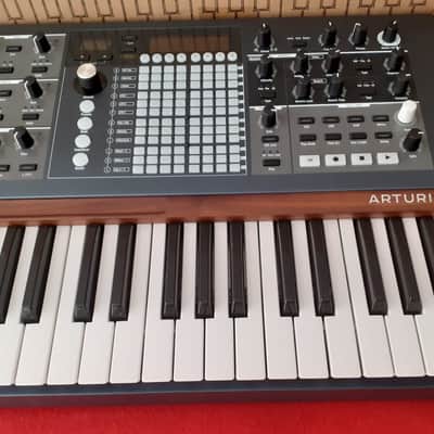 Arturia PolyBrute 61-Key Synthesizer 2021 - Present - Black image 5