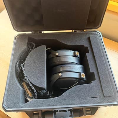 Audeze LCD-2 Closed-Back 2019 - Matte Carbon image 14