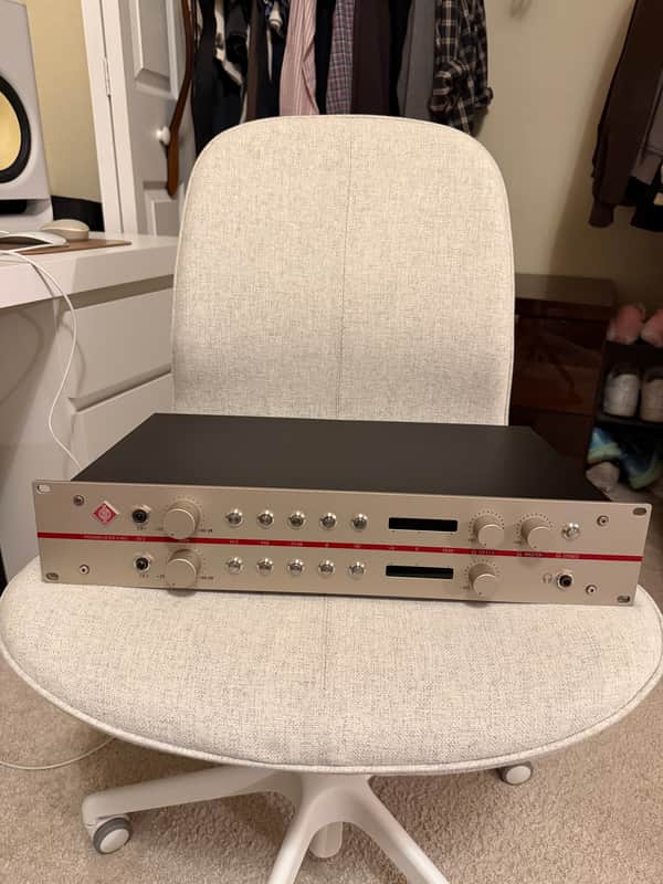 Neumann V 402 Dual Channel Microphone Preamp 2020 - Present - Silver image 1