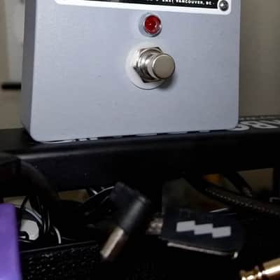Union Tube & Transistor Sub Buzz Bass Fuzz 2010s - Metal image 1