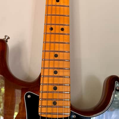 Fender American Rare Ultra HSS Stratocaster Flamed Maple Tiger Eye image 4