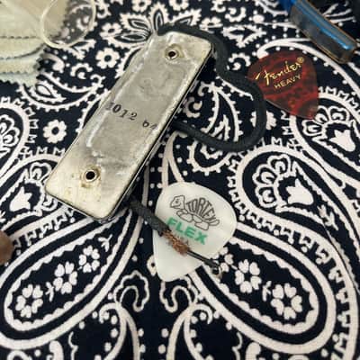 Harmony Hershey Bar Pickup image 3