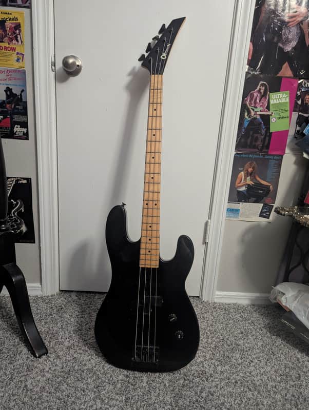 Charvel 1B
