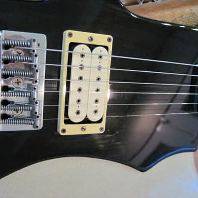 1981 Kramer 6 String Axe Guitar. 25 In The World. Signed. Yep, The Most Rare Of All The Axes! image 4