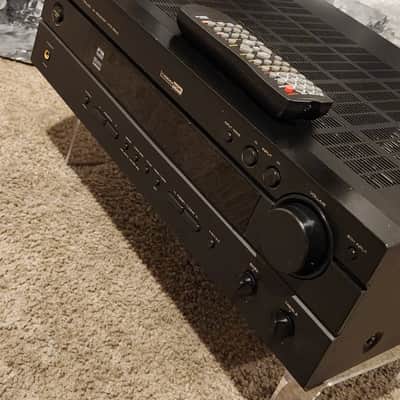 Yamaha Yamaha HTR-5540 A/V receiver with Dolby Digital, DTS, and Dolby Pro Logic II 90s - Black image 5