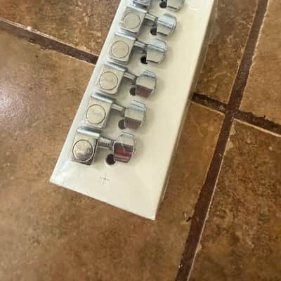 Fender 2-Pin Standard Tuners from 90’s USA Tele image 1
