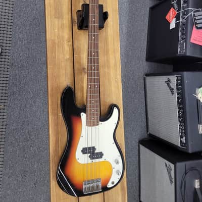 Crate  Electra 4 String P Style Bass 1990s 3 Tone Sunburst image 2